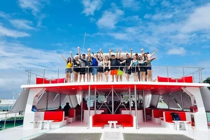 Red Whale Party Yacht
