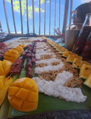Boracay Boodle Fight (w/o crabs) — photo 2