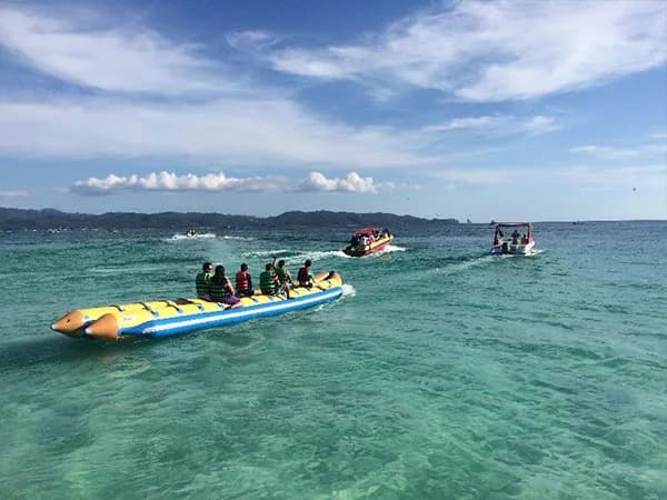 Banana Boat — photo 1