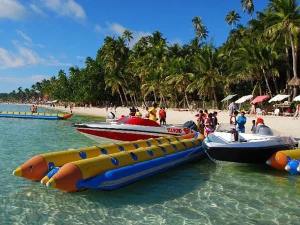 Banana Boat Boracay — photo 2