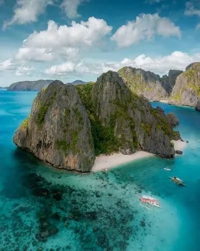 Island Hopping Tour A Joiner With Picnic Lunch (El Nido) — photo 3