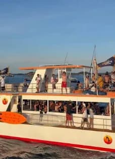 Sunset Party Yacht — photo 2