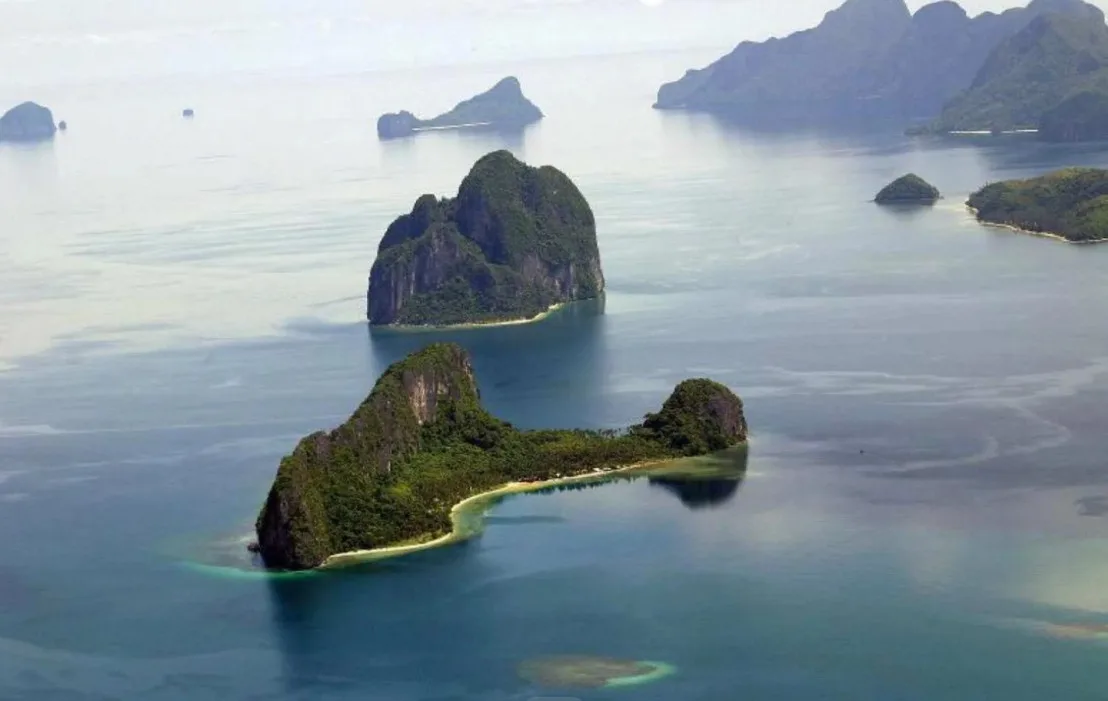 Island Hopping Tour C Joiners with Picnic Lunch (El Nido)