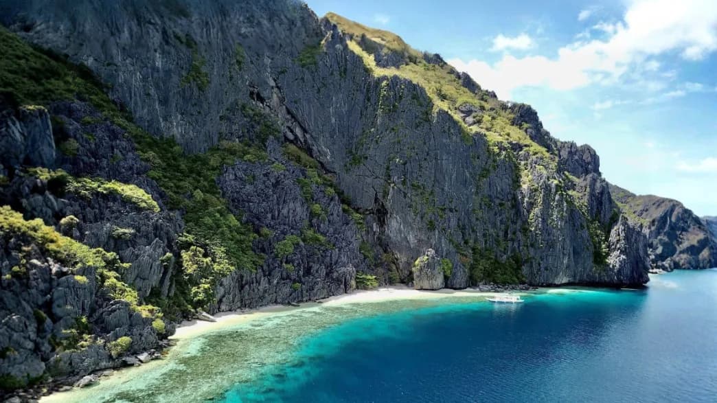 Island Hopping Tour C Joiners with Picnic Lunch (El Nido) — photo 3